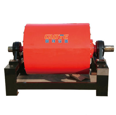 400-4000mm longueur de rouleau séparateur magnétique Le choix parfait pour le traitement des minéraux