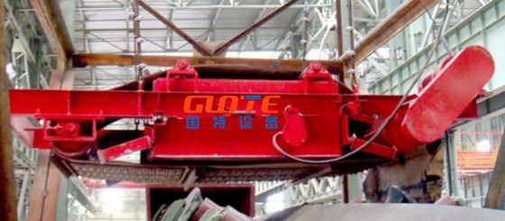 Séparateur magnétique en suspension de type courroie à haute traction pour le recyclage des pneus usagés NLT700GS