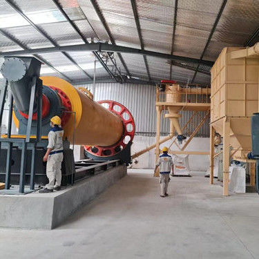 Moulin à billes en céramique de quartz à meulage ultrafin pour ligne de production de poudre de quartz