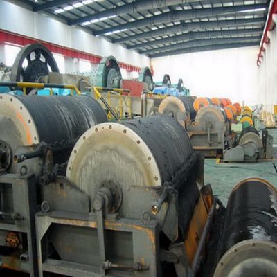 Magnéte permanent et conception humide 350 kg séparateur magnétique à tambour humide pour la séparation du fer