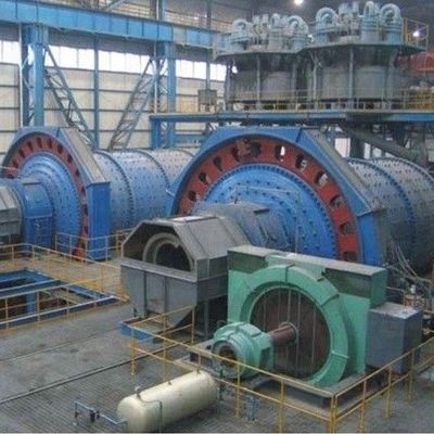Installation de traitement du minerai de fer équipée d'un broyeur et d'un équipement de récupération par gravité du minerai de fer