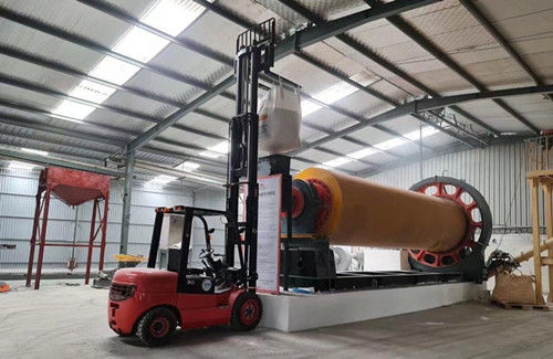 98% Capacité Machine de meulage à billes de sable en poudre de quartz 5-12m Longueur pour les produits