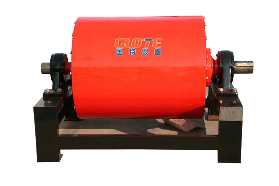 Separateur magnétique humide à rouleaux magnétiques les plus puissants pour la séparation continue de la magnétite